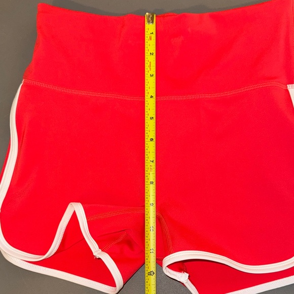 DSG Women's Red Bicycle Athletic Shorts Size M Runs Small - Picture 6 of 7